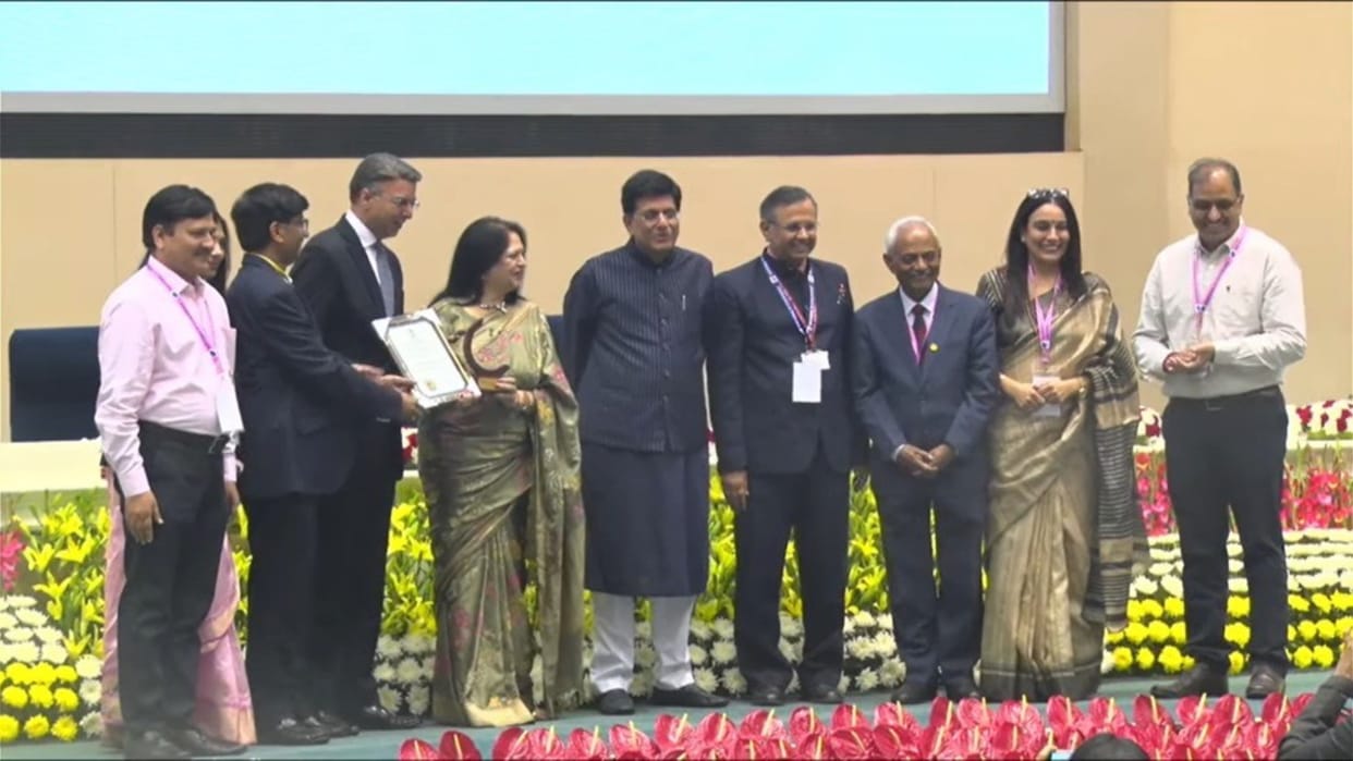 Amity International School received National Intellectual Property Award Piyush Goyal present
