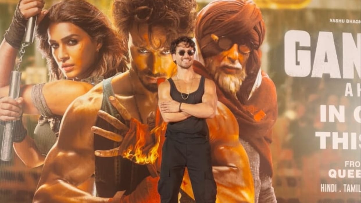 Ganapath Sara Zamana crowd reached the function of Vashu Bhagnani Tiger Shroff Kriti Film but event spoiled