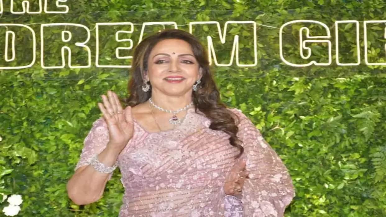 Hema Malini's 75th birthday bash salman khan to Rekha and Esha-deol Dharmendra see the party photos
