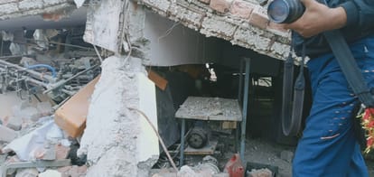 Meerut: Five laborers died in blast, but police officials are waiting for lab report