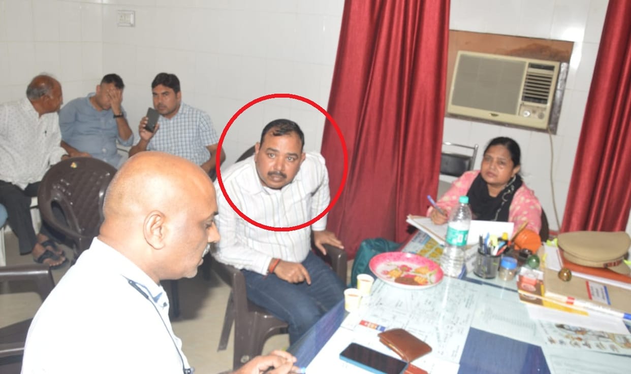 Collectorganj Inspector arrested for taking Rs 50,000 bribe to register case,  Police Commissioner suspended