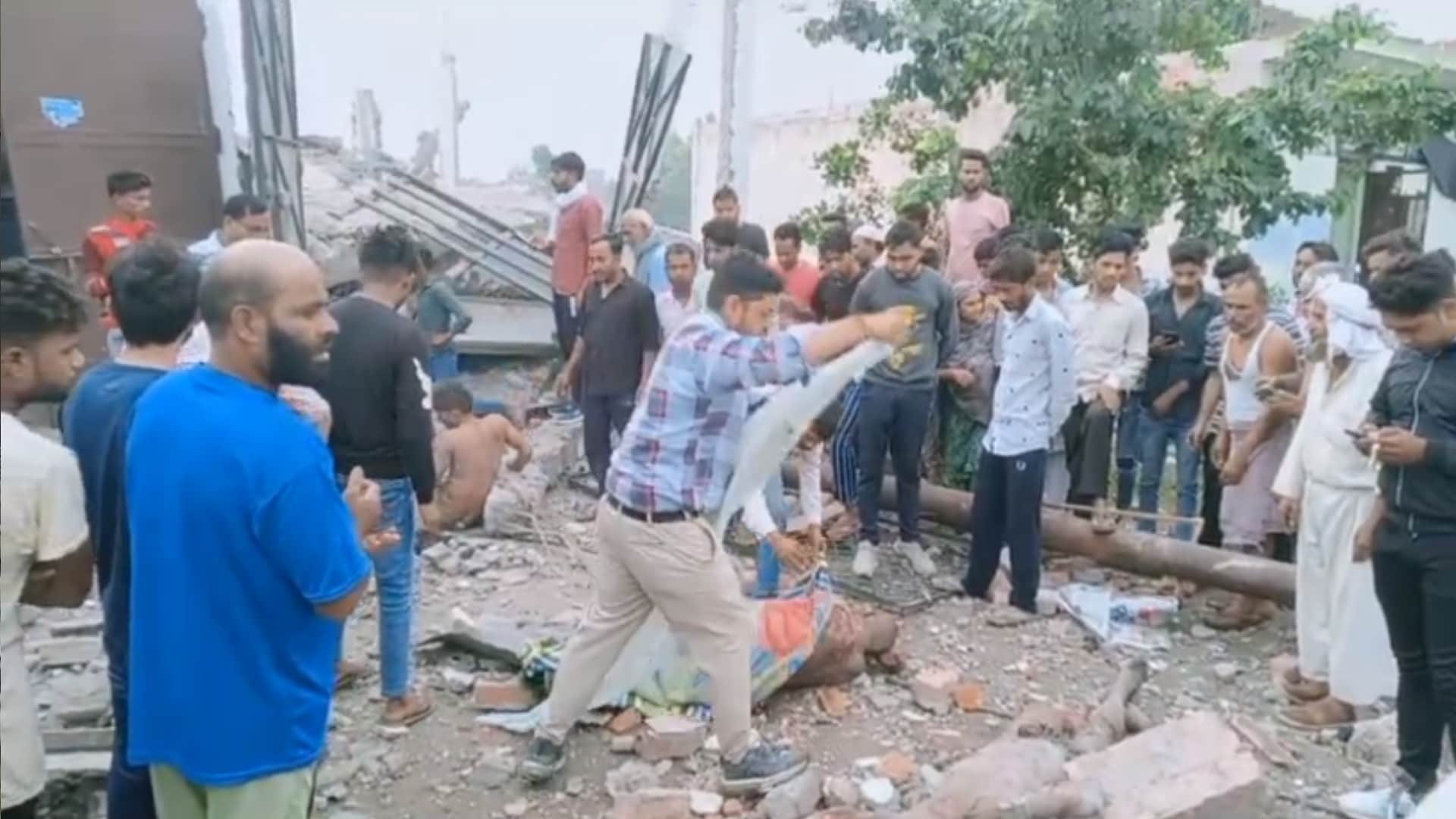 Blast in Factory: Illegal firecrackers were being made in the soap factory