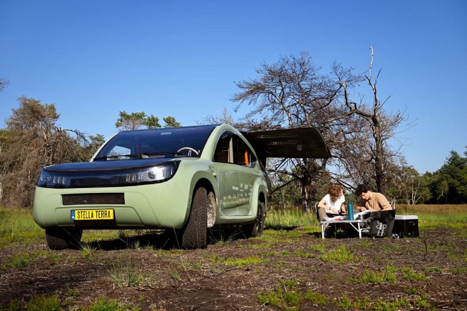 Solar-powered Electric Car Stella Terra covers 1000-kilometre distance in Sahara desert on only solar energy