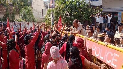 Demonstration of Asha workers in Haryana: Protestors reached the house of BJP state president in Jhajjar