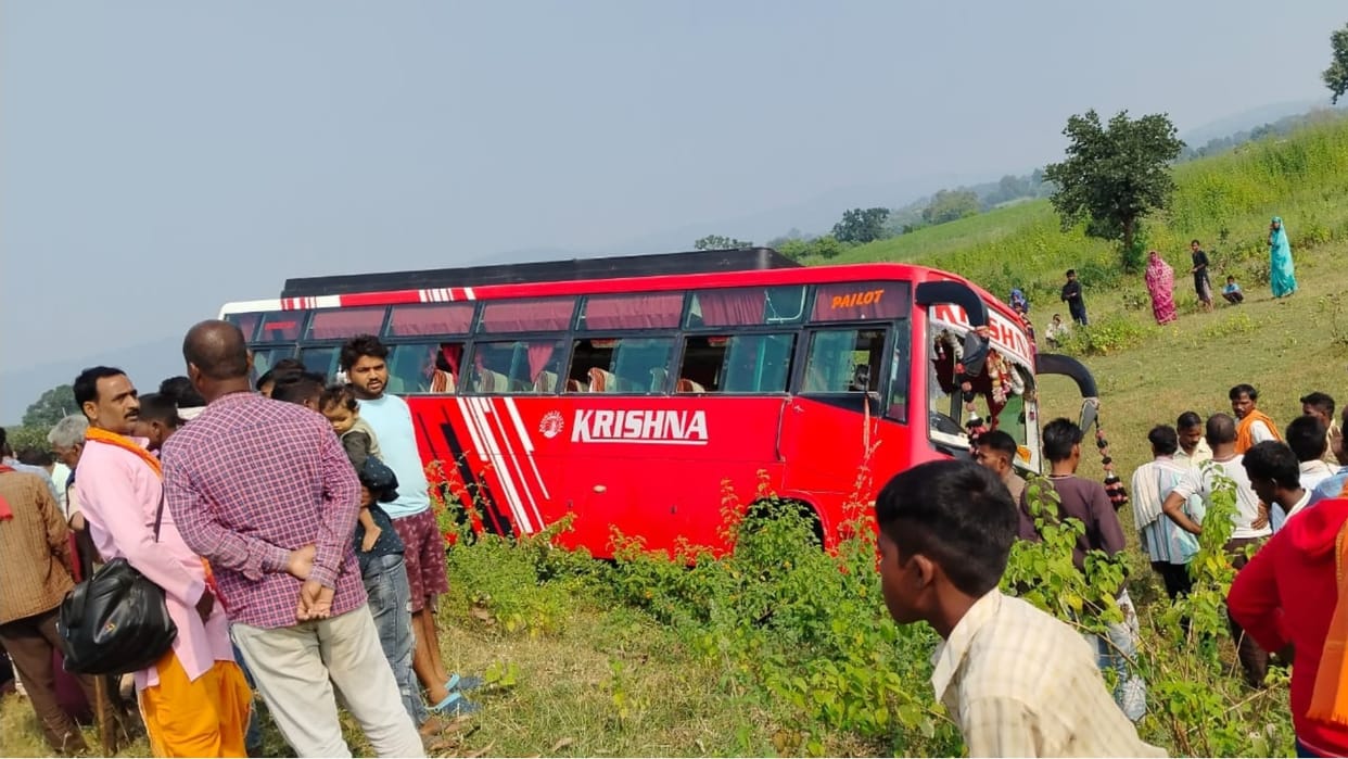 Umaria News: Bike collides with passenger bus, brother and sister serious, referred to Jabalpur for treatment