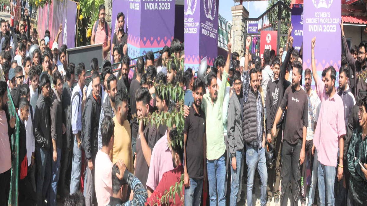Dharamshala: Not getting tickets for India-New Zealand match, cricket lovers angry