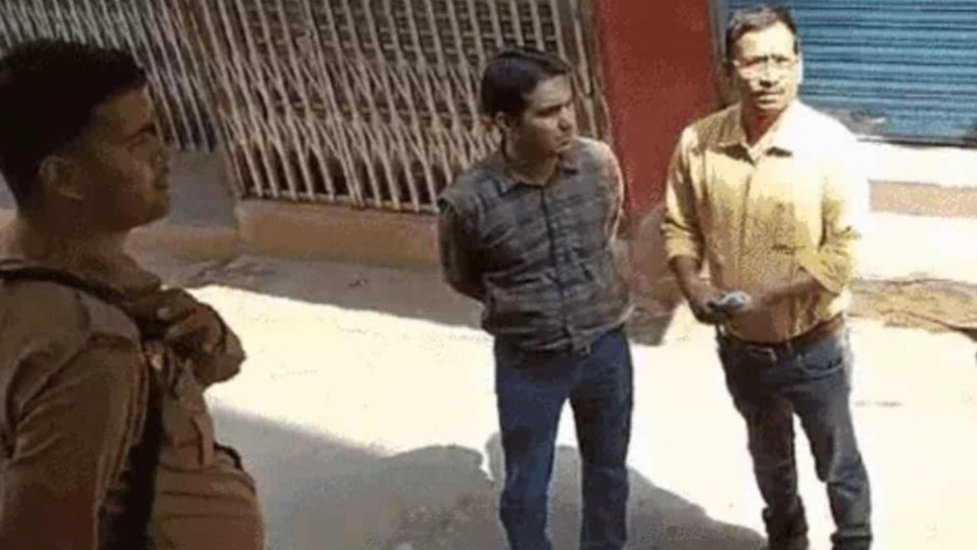 Income tax team arrived as guests in Gorakhpur