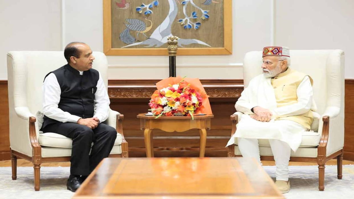 Former cm Jairam Thakur met the Prime Minister, urged to provide more help to the state to deal with the disas