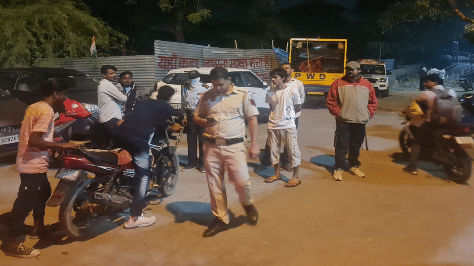 Leakage in chemical factory in Narayana village of Delhi