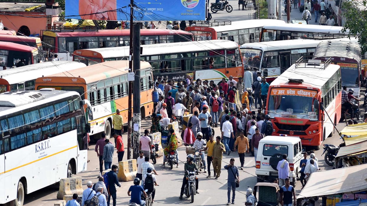 Uproar on roadways Wheels of corporation buses stopped