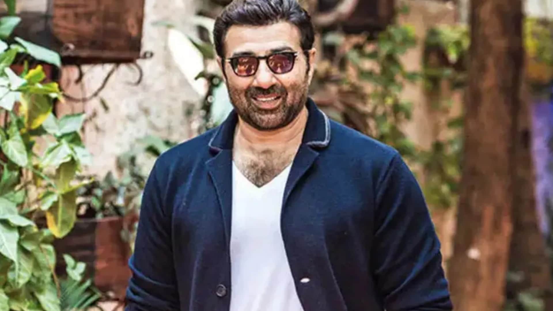 Sunny Deol Birthday Special know the interesting facts about gadar 2 star Career Hit Films and Net Worth