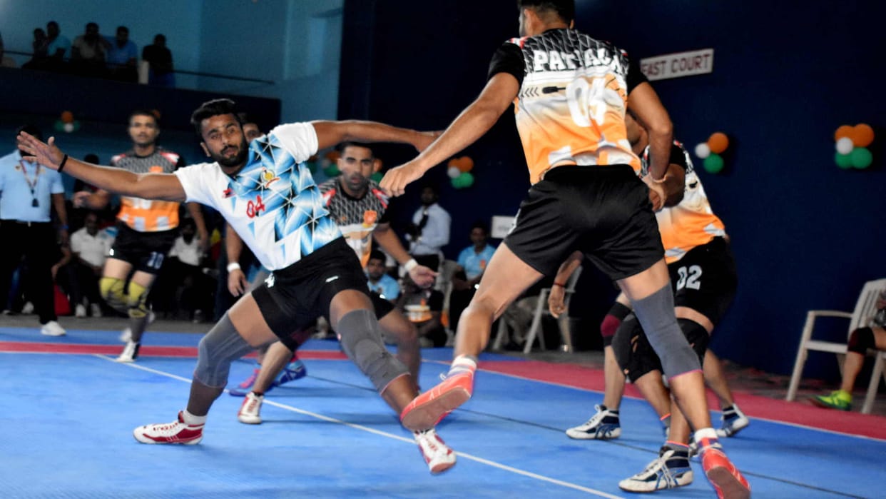 Kabaddi Championship on behalf of North Eastern Railway Sports Association at Syed Modi Railway Stadium