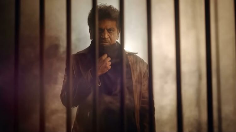 Kannada Movie Ghost Review In Hindi Shiv Rajkumar Jayaram Anupam Kher M ...