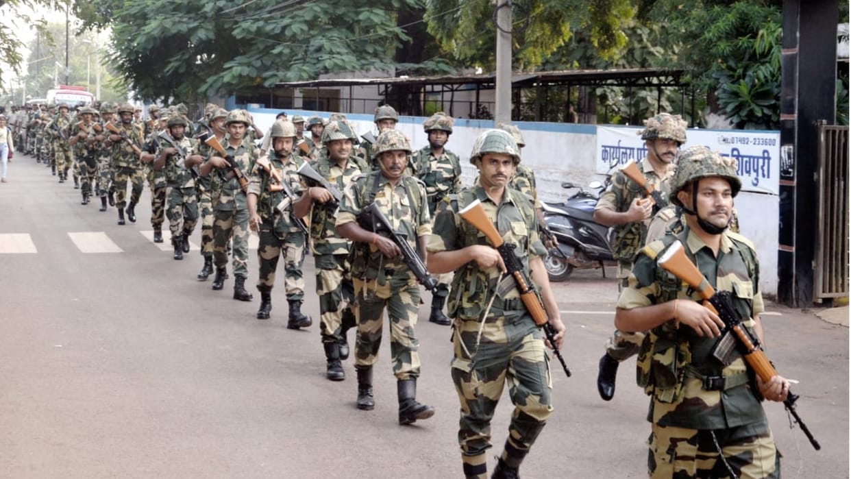 MP Election 2023: Before the assembly elections, BSF took charge, soldiers took to the streets of Shivpuri