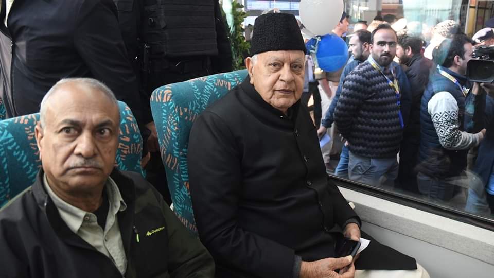 LG manoj Sinha inaugurates Vistadom train in kashmir run from budgam to banihal