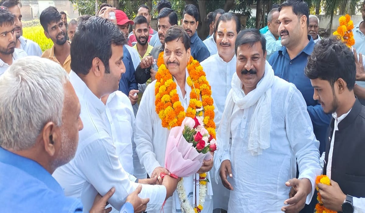 shivpal Yadav came in support of Azam Khan said BJP government is killing democracy