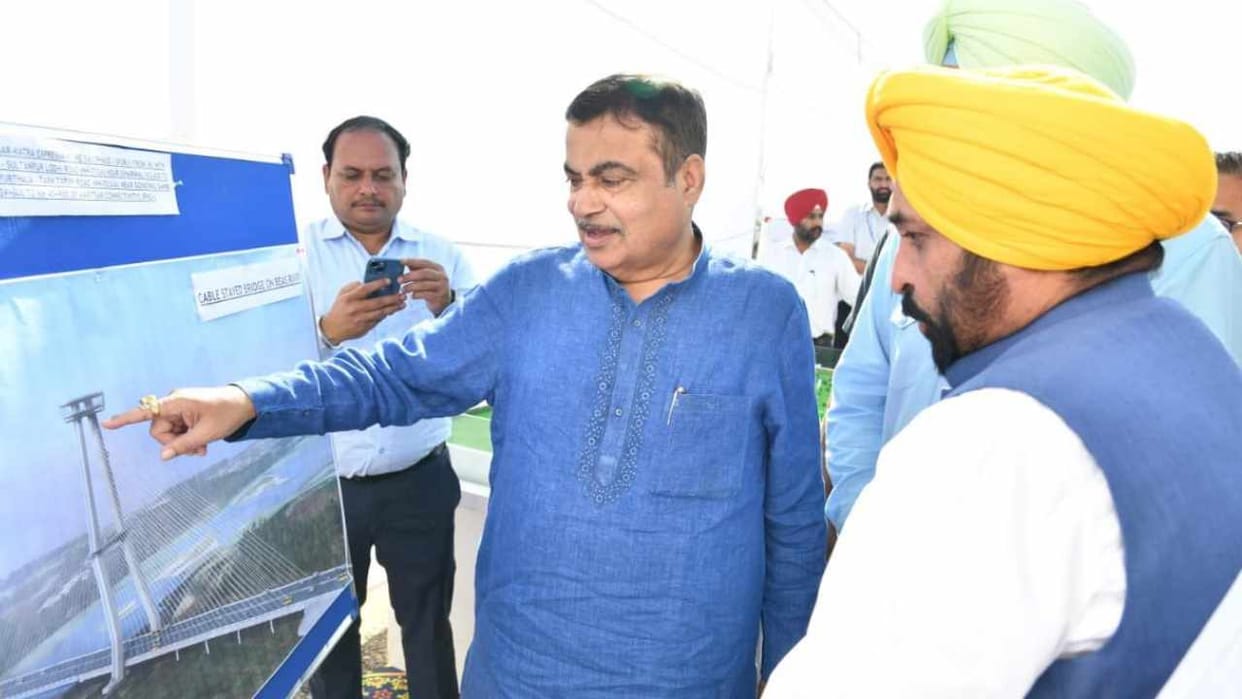 Many important projects will materialize in Punjab this year
