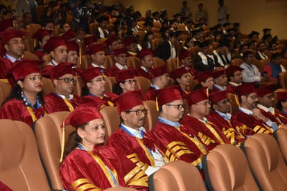 President of India Draupdi murmu in Patna, CM Nitish Kumar targets Union minister at aiims patna convocation