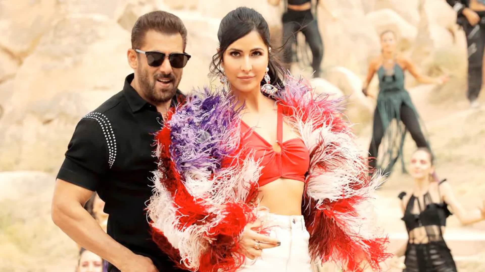 Tiger Vs Pathaan Salman Khan gave a big update on film with Shah Rukh Khan know tiger 3 star statement