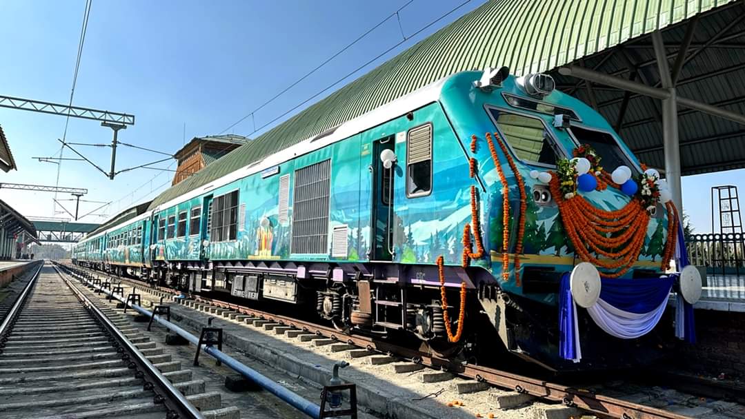 LG manoj Sinha inaugurates Vistadom train in kashmir run from budgam to banihal