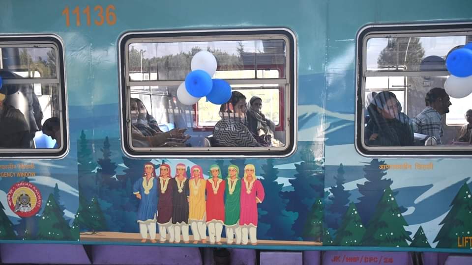 LG manoj Sinha inaugurates Vistadom train in kashmir run from budgam to banihal