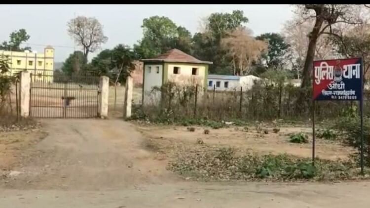 CG: भाजपा नेता की घर में घुसकर गोली मारकर हत्या, भाजपा प्रदेश अध्यक्ष अरुण साव ने बताया टारगेट किलिंग