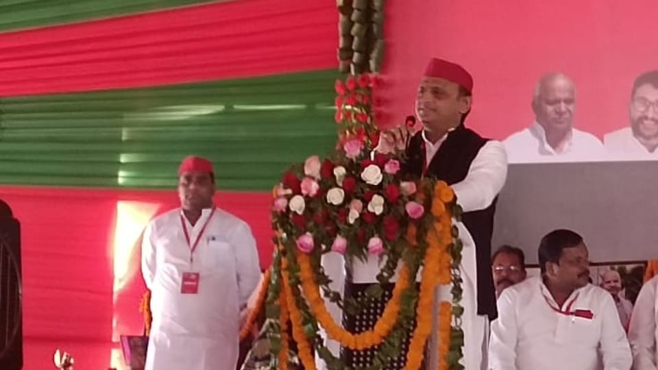 सपा मुखिया अखिलेश यादव
