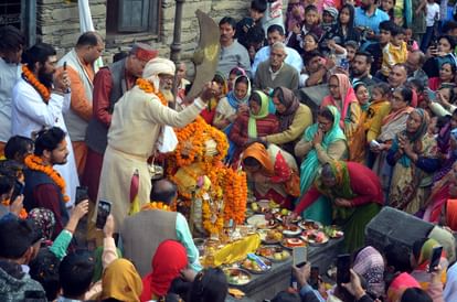 Uttarakhand Chamoli News Doli of Fourth Kedar Rudranath Setup in Gopinath temple for Winters 2023