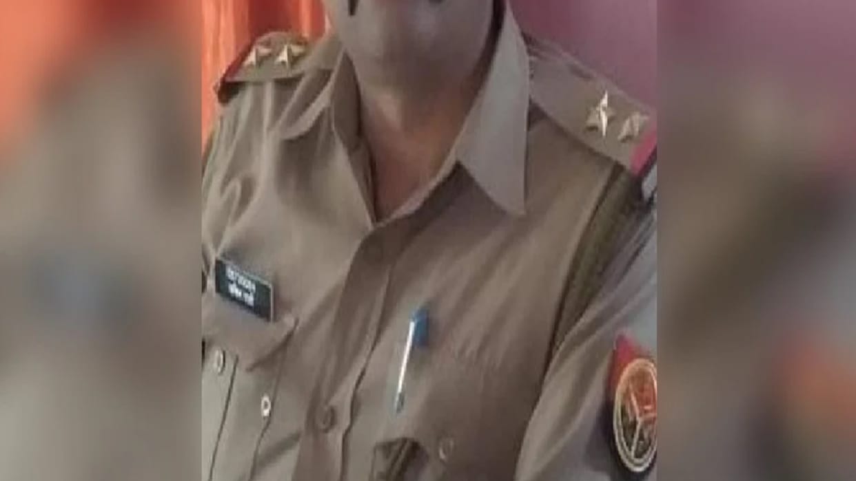 Sub inspector made an immoral offer to woman to maintain stream and victim filed case after efforts in Bijnor