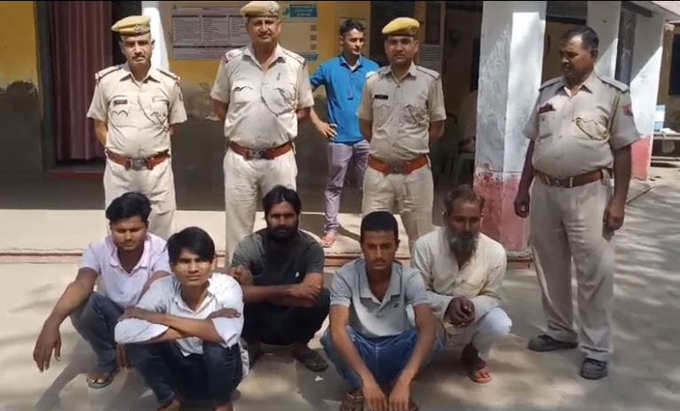 Three thugs arrested with fake gold bricks in Deeg