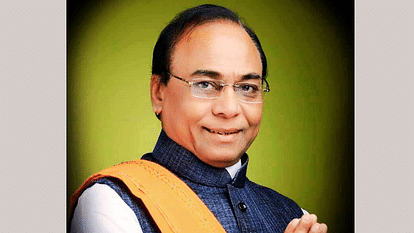 MP: संघ के पूर्व प्रचारकों ने मप्र के चुनाव में उतारे आठ उम्मीदवार, सभी संघ की पृष्ठभूमि से राजनीति में आए Former rss pracharak fielded eight candidates in MP elections 2023