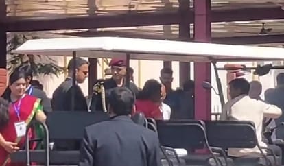 President Draupadi Murmu reached Gaya, attended the convocation ceremony of Central University, Bodh Gaya.