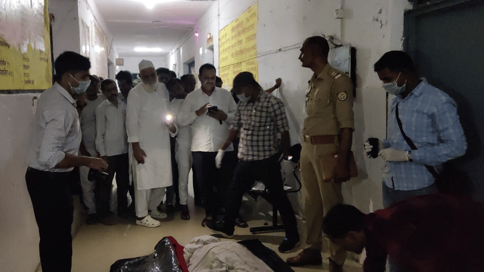 Doctor body found hanging from noose in house