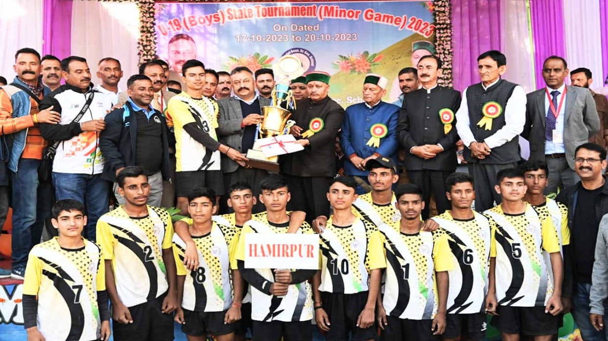 Sports competition: Una won in football, Hamirpur won in wrestling, Solan won the title of overall winner.