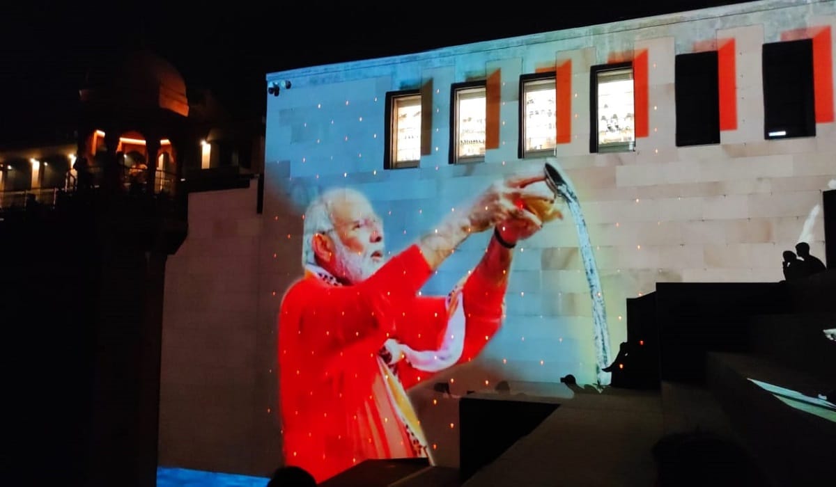 Dev Deepawali 2023 Shiva Stuti through laser show in varanasi  Ganga gate of Kashi Vishwanath Dham