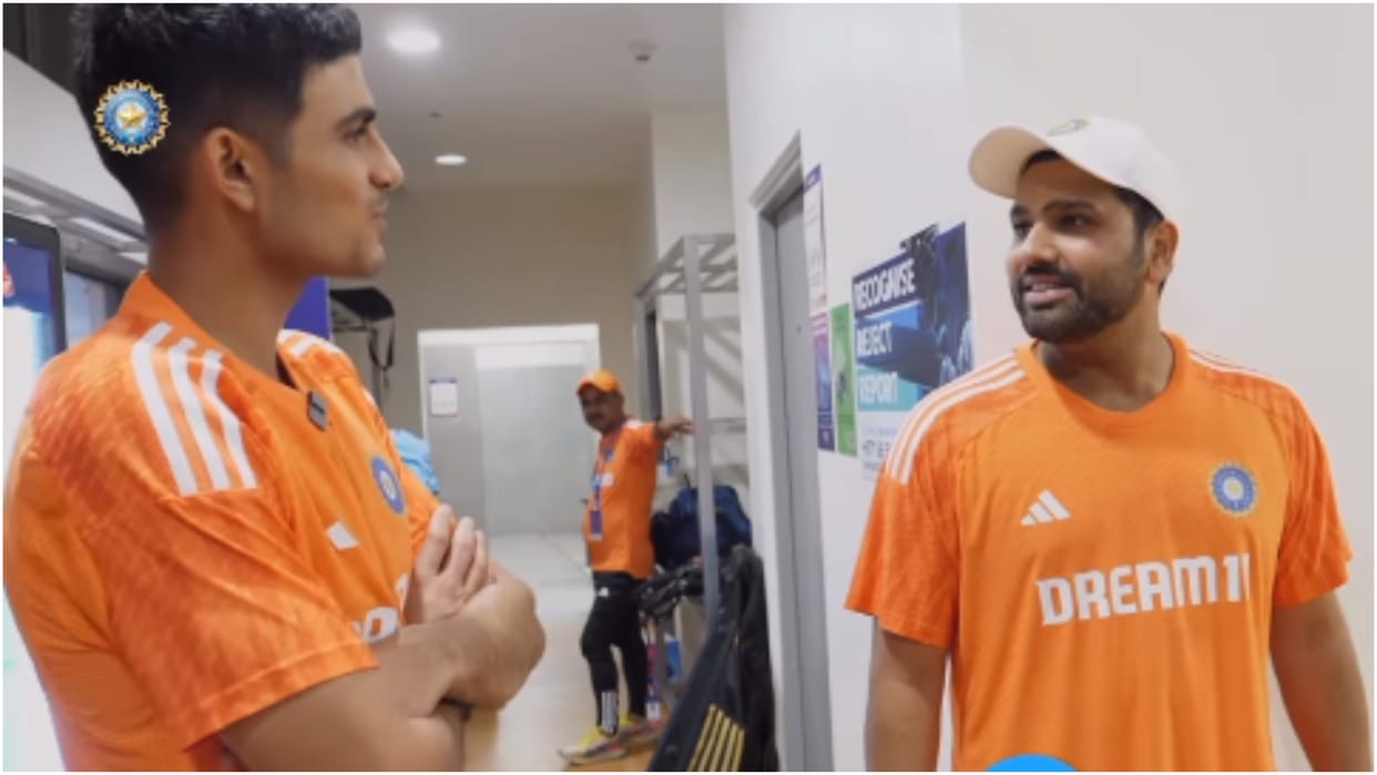 World Cup 2023 Shubhman Gill asks questions to captain Rohit Sharma Ind vs Ban