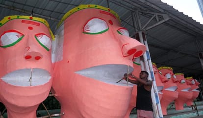 Vijayadashami 2023 in varanasi Ravan dahan at many places Muslim families are making effigies