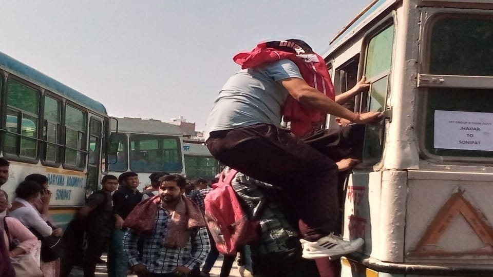 CET Exam: crowd gathered at bus stand As soon as exam ended in Sonipat