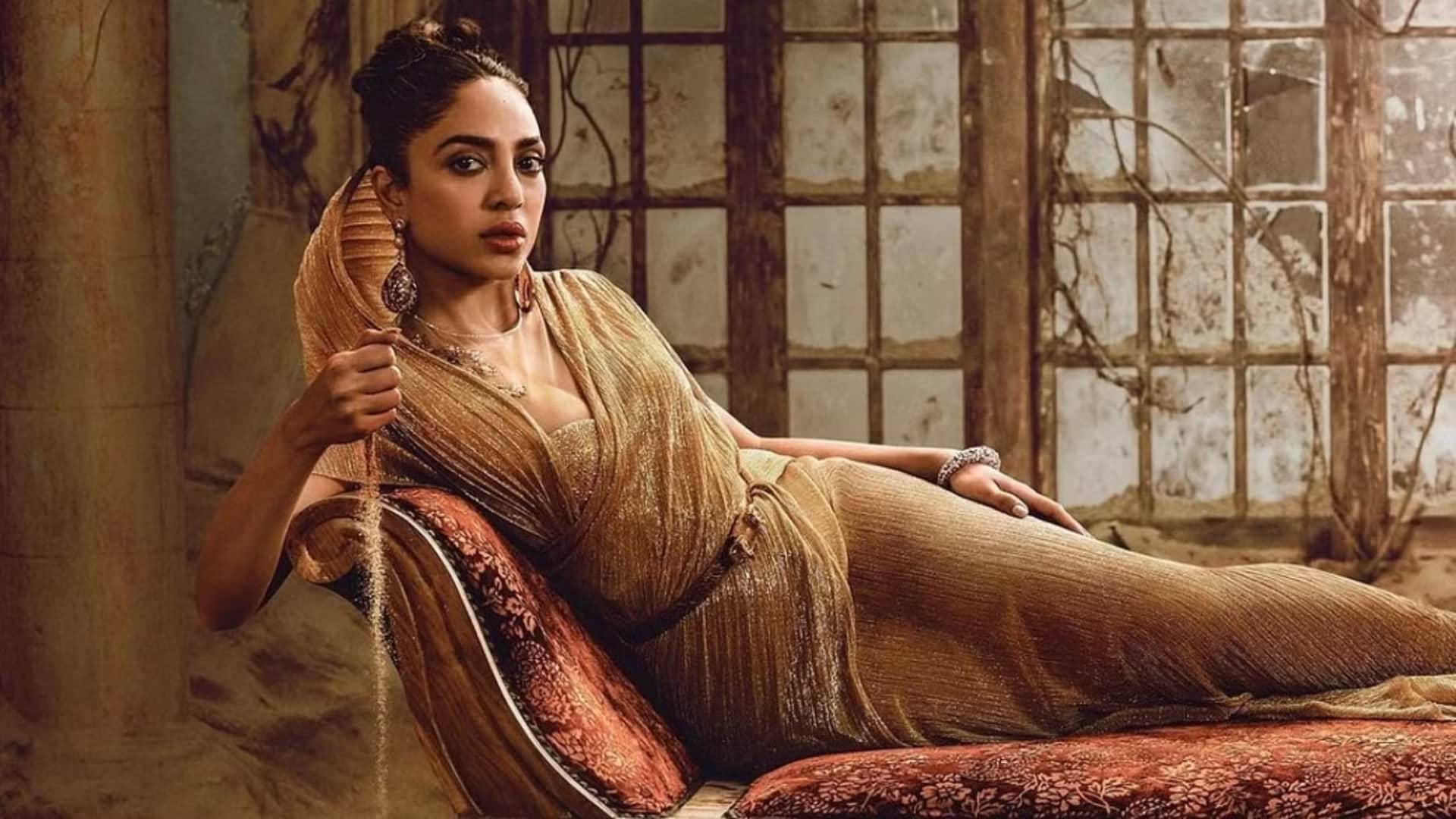 Sobhita Dhulipala Naga Chaitanya Rumoured GF Complains About Traffic Outside Manish Malhotra Mumbai Residence