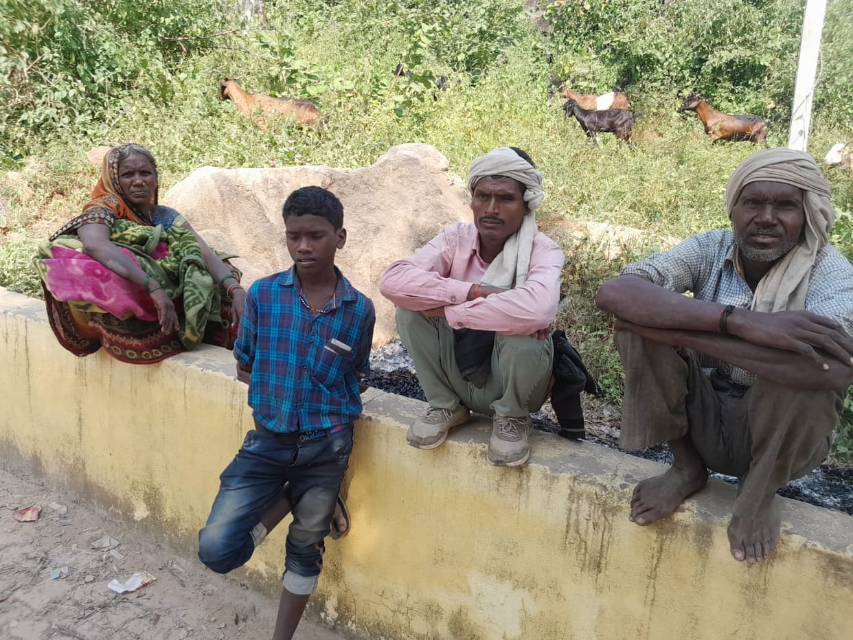 Another murder in 24 hours sonbhadra old man life taken with a sharp weapon suspicion on younger brother