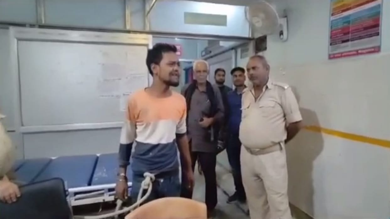 The drunkard again exposed liquor ban in Bihar; When police caught him, he abused Nitish govt also