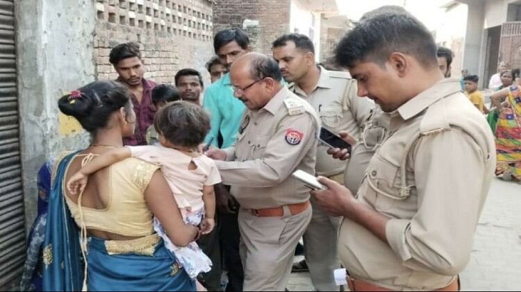 Firozabad: निजी अस्पताल में प्रसव के बाद प्रसूता की मौत, परिजन ने किया हंगामा; पुलिस ने समझाकर कराया शांत