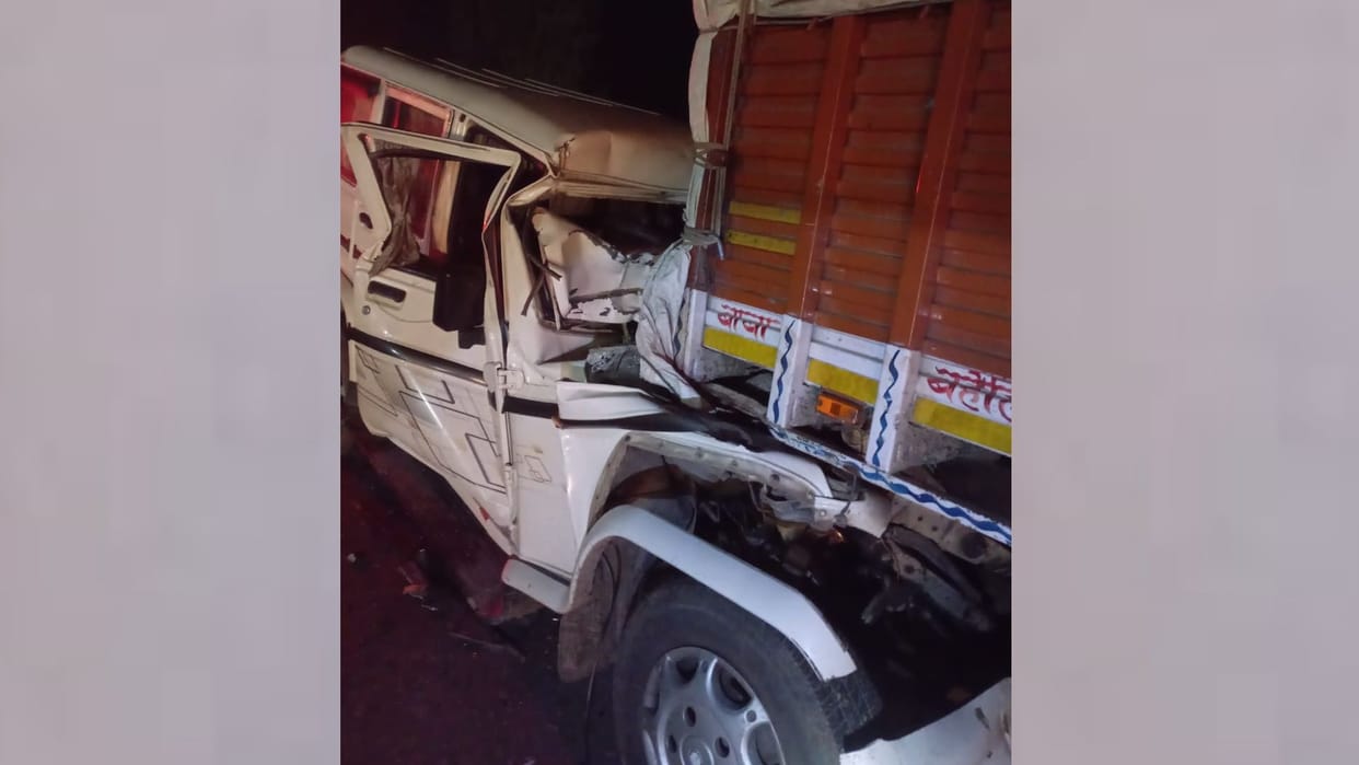 A Bolero car hits a truck standing on highway in Raebareli.