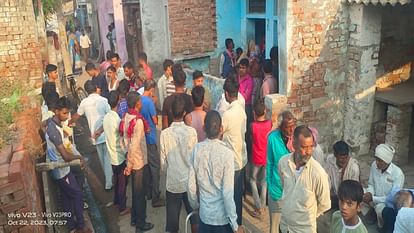 80 year old woman murdered by slitting her throat in Agra