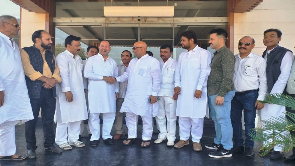 Ajay Rai said: BJP is harassing Azam family, Congress is completely with SP leader