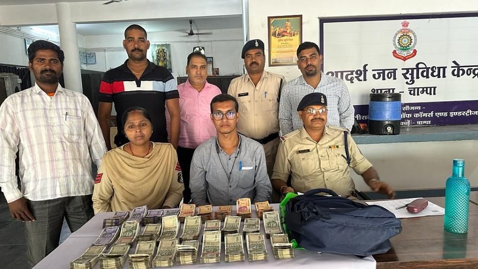 FST team got success more than 10 lakh cash recovered during vehicle checking