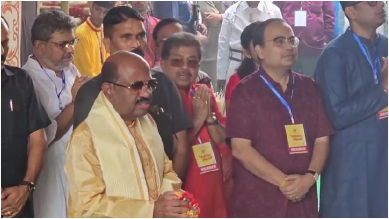 West Bengal governor CV Ananda Bose visit Durga Pandal of TMC leader Kunal Ghosh