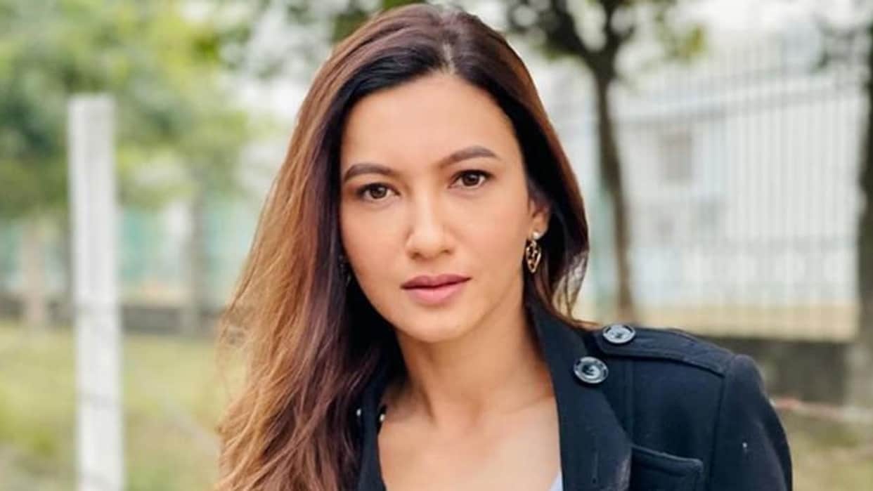 Gauahar Khan reacts Netizens For Sharing Video Of Her Tripping On Red Carpet Says Inhuman and Cruel