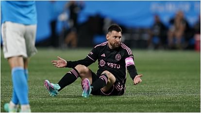 MLS: सत्र के आखिरी मैच में हारी मेसी की टीम, चार्लोट ने 1-0 से हराया MLS: Messi's team lost in the last match of the season, Charlotte defeated 1-0