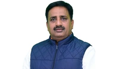 आम आदमी पार्टी ने की घोषणा: सभाजीत सिंह प्रदेश अध्यक्ष व दिनेश पटेल महासचिव बने रहेंगे, कार्यकाल बढ़ाया गया Sabhajeet Singh and Dinesh Patel will continue as President and General Secretary for UP declared AAP.